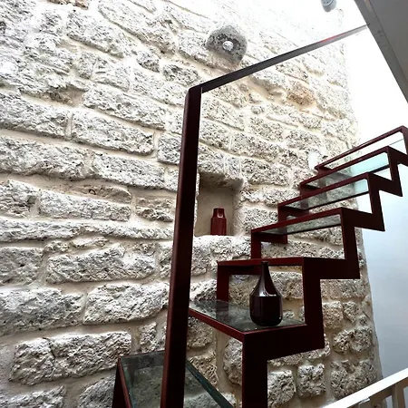 Palazzo Barone,nel Cuore Del Borgo Antico. Apartman *