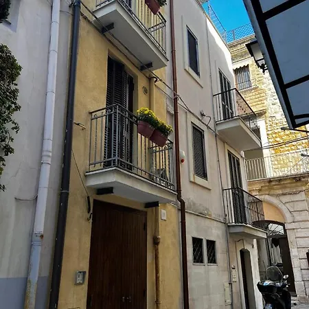 Palazzo Barone,nel Cuore Del Borgo Antico. Apartman *